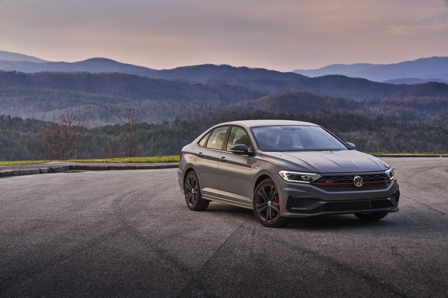  Volkswagen Jetta GLI 35th Anniversary 2019 года  (NA) (фото 14 из 44)